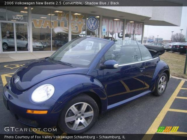 2006 Volkswagen New Beetle 2.5 Convertible in Shadow Blue