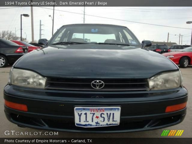 1994 Toyota Camry LE Sedan in Dark Emerald Pearl