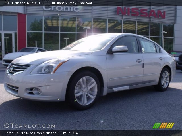 2011 Nissan Altima 3.5 SR in Brilliant Silver