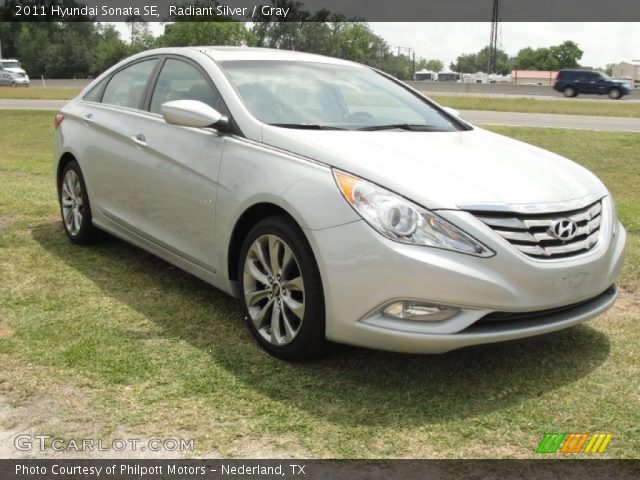 2011 Hyundai Sonata SE in Radiant Silver