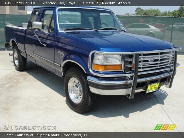 1997 Ford F250 XLT Extended Cab in Royal Blue Metallic