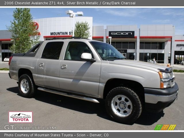 2006 Chevrolet Avalanche Z71 4x4 in Silver Birch Metallic