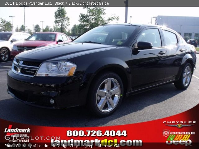 2011 Dodge Avenger Lux in Black