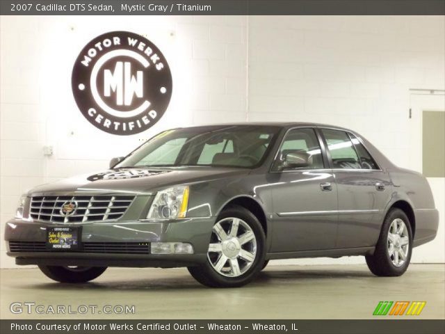 2007 Cadillac DTS Sedan in Mystic Gray