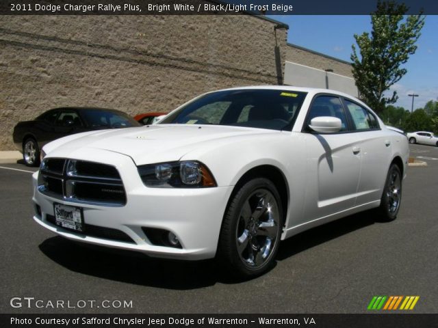 2011 Dodge Charger Rallye Plus in Bright White