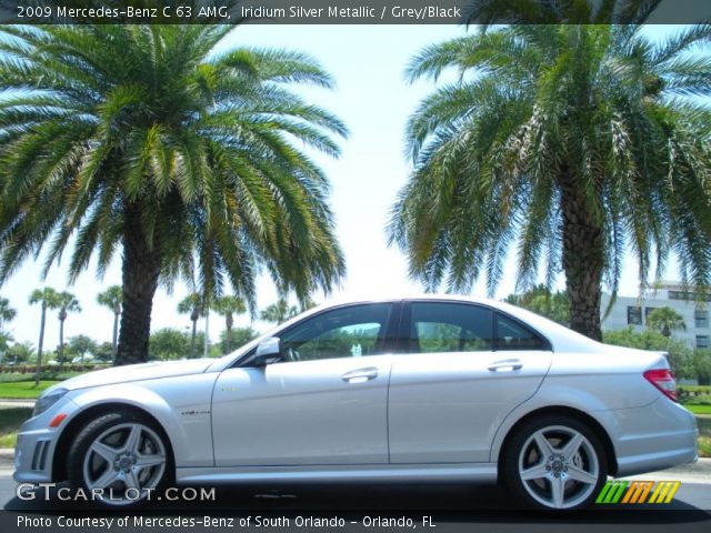 2009 Mercedes-Benz C 63 AMG in Iridium Silver Metallic