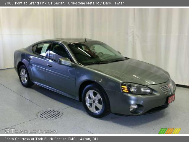 2005 Pontiac Grand Prix GT Sedan in Graystone Metallic