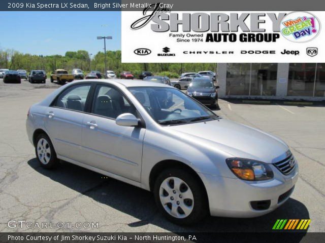 2009 Kia Spectra LX Sedan in Bright Silver Metallic