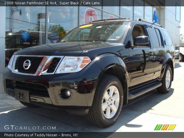 2008 Nissan Pathfinder SE 4x4 in Super Black