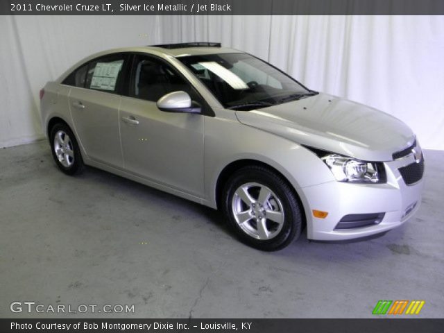 2011 Chevrolet Cruze LT in Silver Ice Metallic