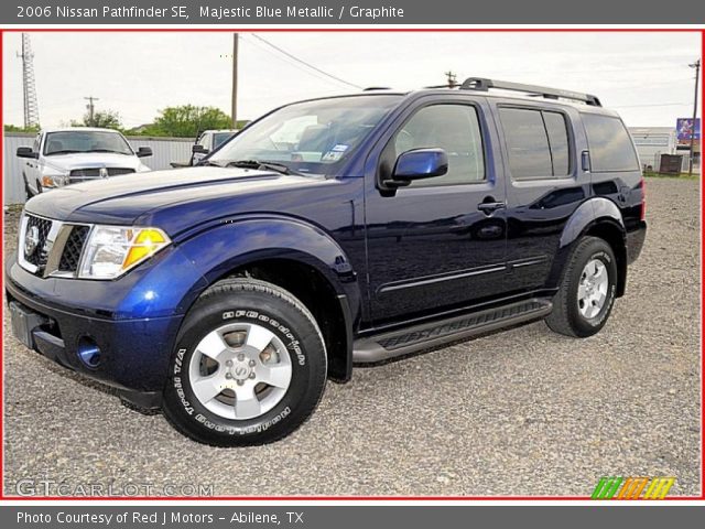 2006 Nissan Pathfinder SE in Majestic Blue Metallic