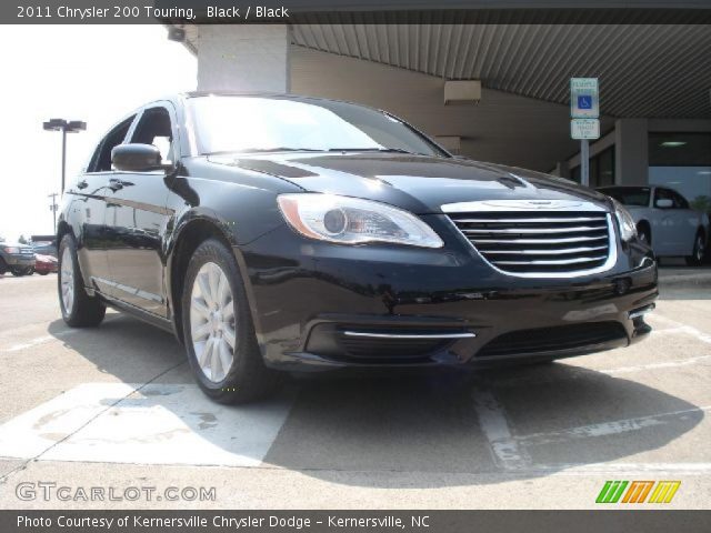 2011 Chrysler 200 Touring in Black
