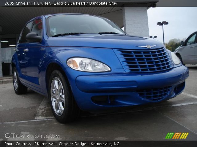 2005 Chrysler PT Cruiser  in Electric Blue Pearl