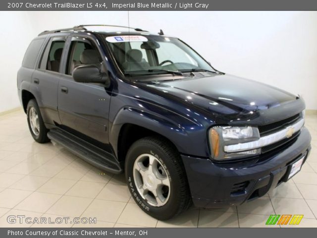 Imperial Blue Metallic 2007 Chevrolet Trailblazer Ls 4x4 Light Gray