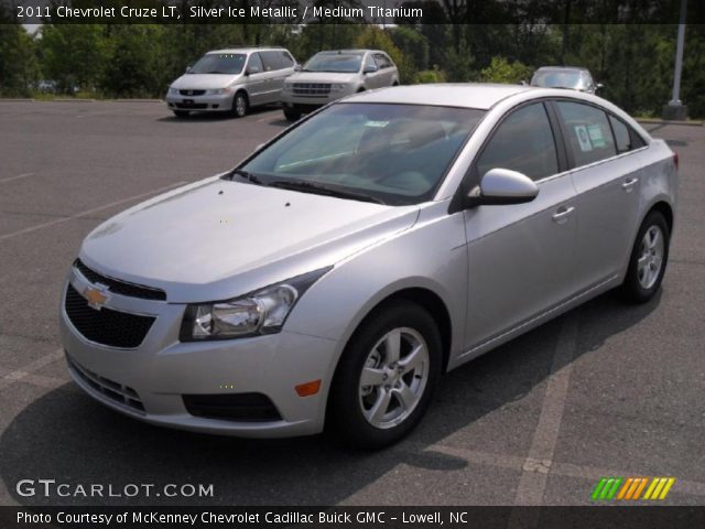 2011 Chevrolet Cruze LT in Silver Ice Metallic