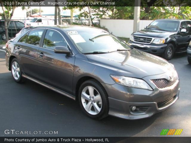 2010 Toyota Camry SE in Magnetic Gray Metallic