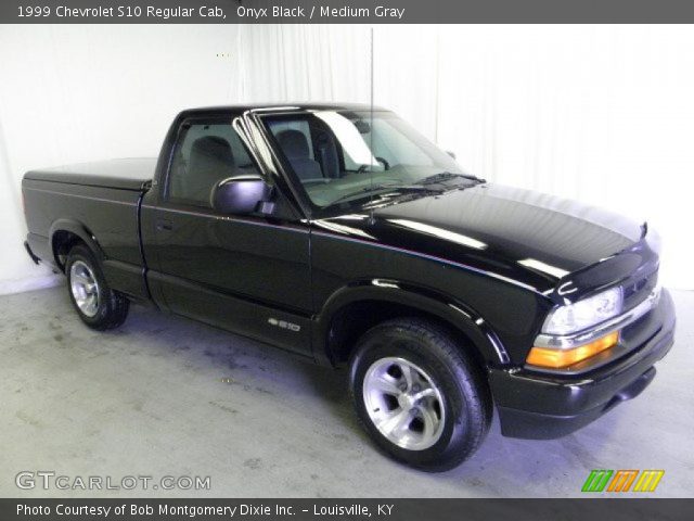 1999 Chevrolet S10 Regular Cab in Onyx Black