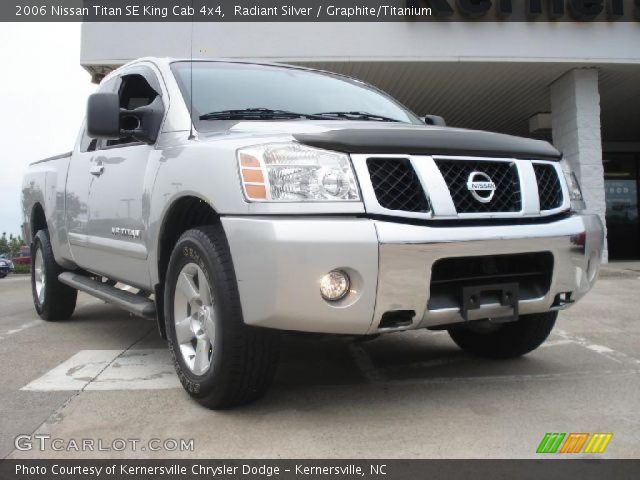 2006 Nissan Titan SE King Cab 4x4 in Radiant Silver