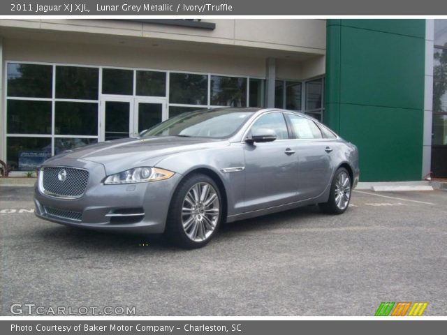 2011 Jaguar XJ XJL in Lunar Grey Metallic