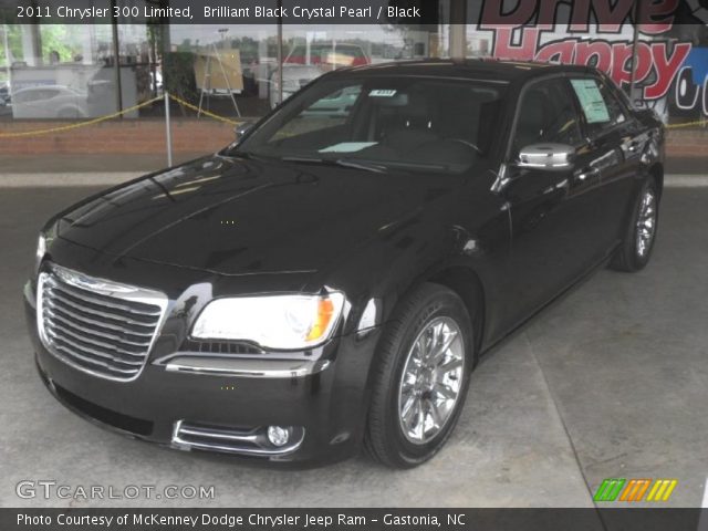 2011 Chrysler 300 Limited in Brilliant Black Crystal Pearl