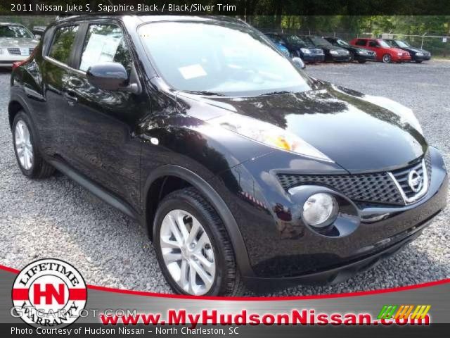 2011 Nissan Juke S in Sapphire Black