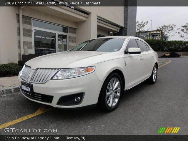 2009 Lincoln MKS AWD Sedan in White Suede