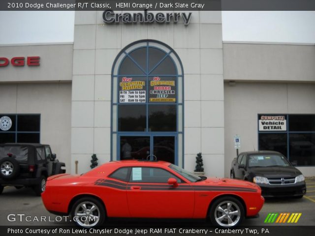 2010 Dodge Challenger R/T Classic in HEMI Orange