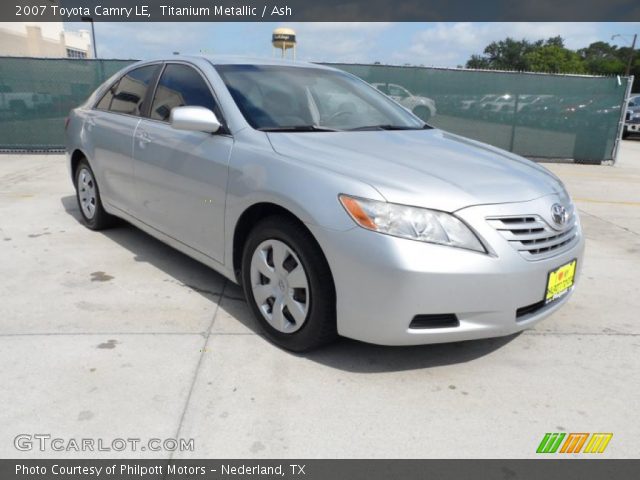 2007 Toyota Camry LE in Titanium Metallic