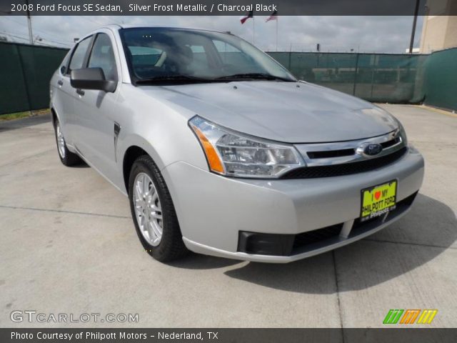 2008 Ford Focus SE Sedan in Silver Frost Metallic