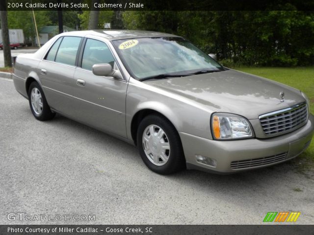 2004 Cadillac DeVille Sedan in Cashmere