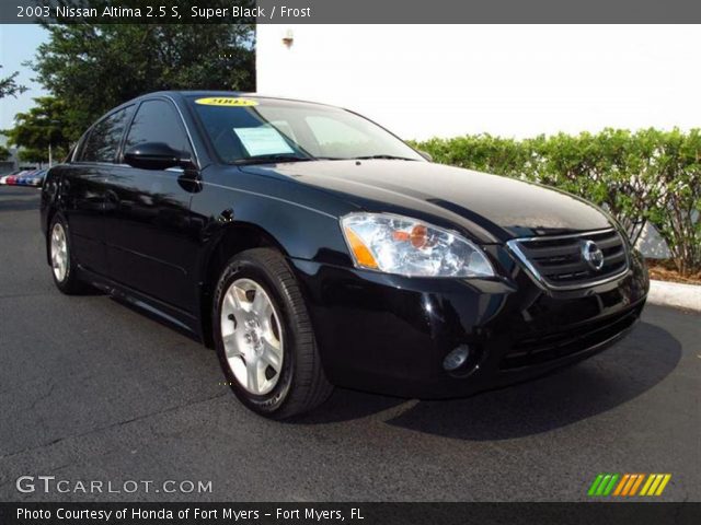 2003 Black nissan altima