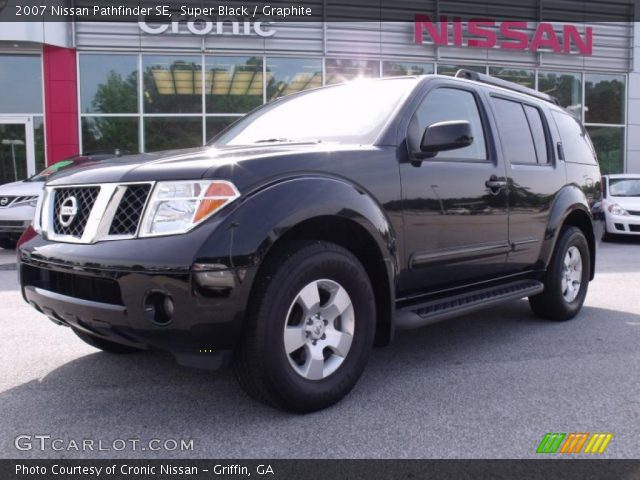 2007 Nissan Pathfinder SE in Super Black