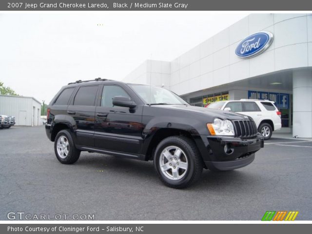 2007 Jeep Grand Cherokee Laredo in Black