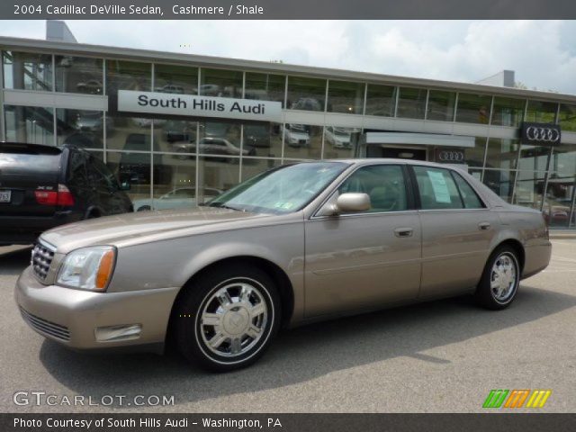 2004 Cadillac DeVille Sedan in Cashmere