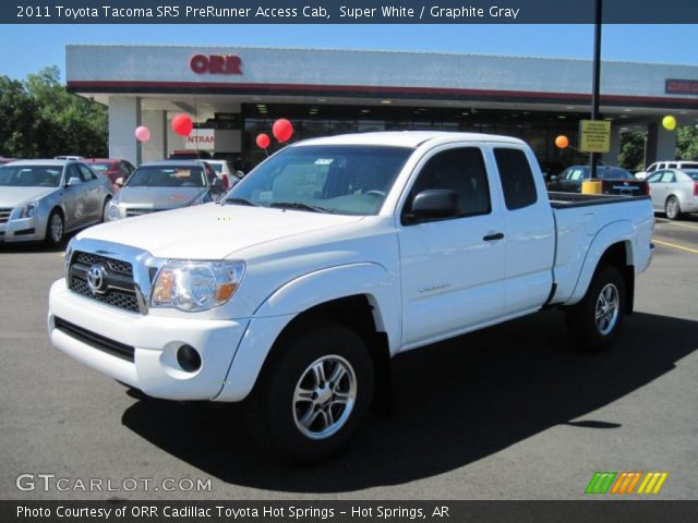 2011 Toyota Tacoma SR5 PreRunner Access Cab in Super White