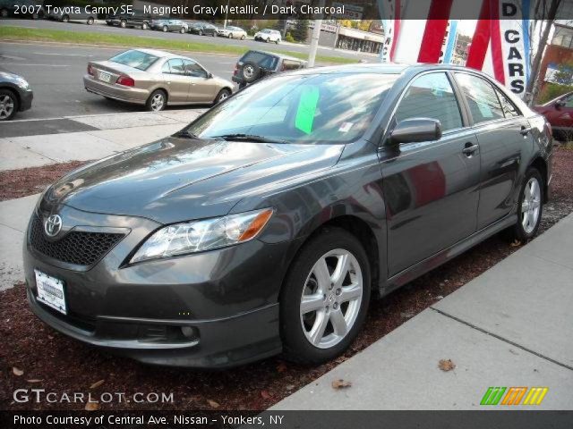 2007 Toyota Camry SE in Magnetic Gray Metallic