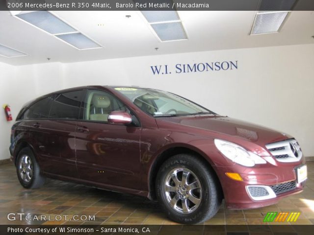 2006 Mercedes-Benz R 350 4Matic in Barolo Red Metallic