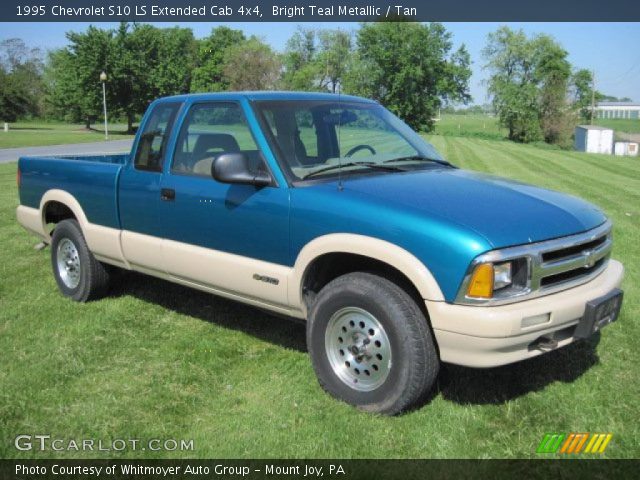 1995 Chevrolet S10 LS Extended Cab 4x4 in Bright Teal Metallic