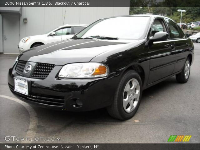 2006 Nissan Sentra 1.8 S in Blackout