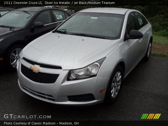2011 Chevrolet Cruze LS in Silver Ice Metallic