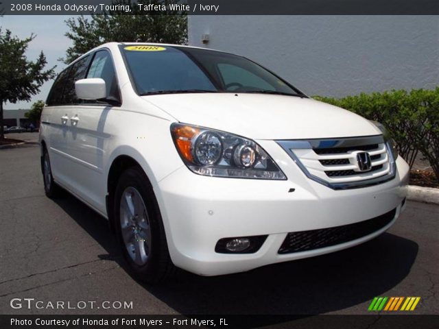 2008 Honda Odyssey Touring in Taffeta White