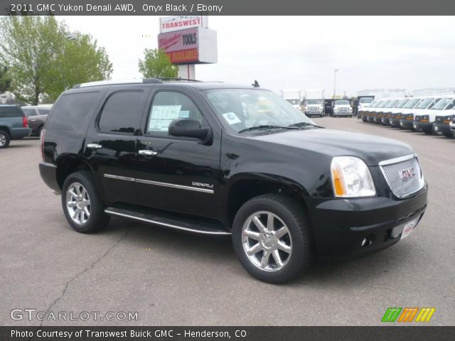 2011 GMC Yukon Denali AWD in Onyx Black