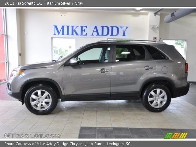 2011 Kia Sorento LX in Titanium Silver