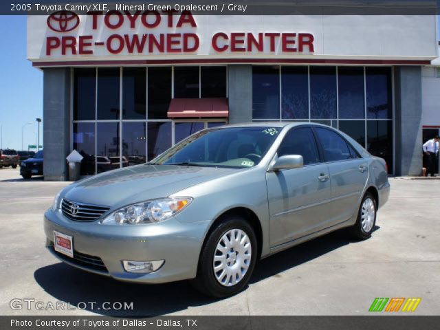 2005 Toyota Camry XLE in Mineral Green Opalescent