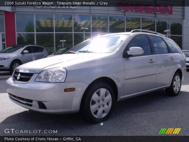 2006 Suzuki Forenza Wagon in Titanuim Silver Metallic