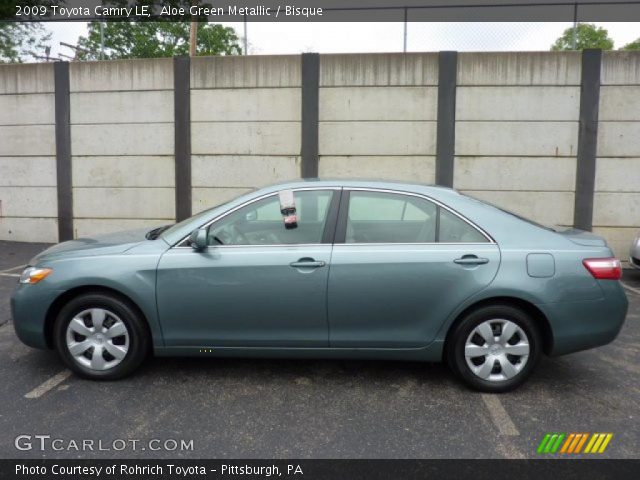2009 Toyota Camry LE in Aloe Green Metallic