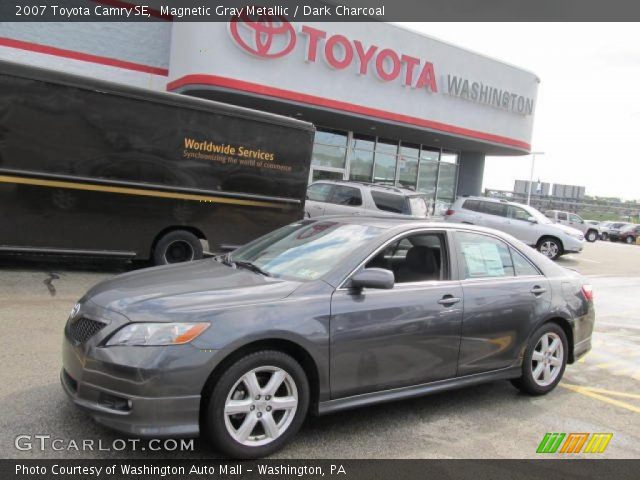 2007 Toyota Camry SE in Magnetic Gray Metallic