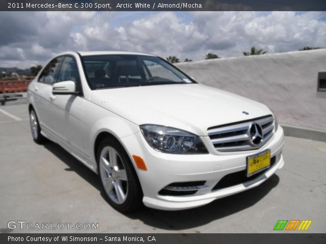 2011 Mercedes-Benz C 300 Sport in Arctic White