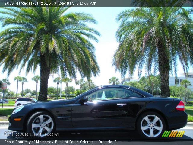 2009 Mercedes-Benz SL 550 Roadster in Black