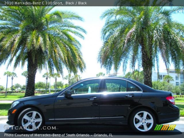 2010 Mercedes-Benz C 300 Sport in Black